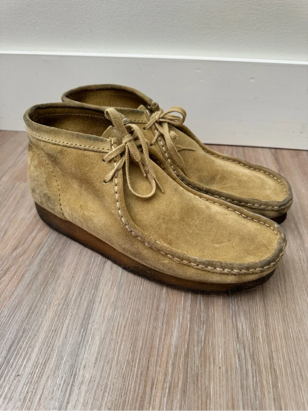Clarks Originals Wallabee Boots Men’s 12M Tan Suede Crepe Sole Vintage 2014